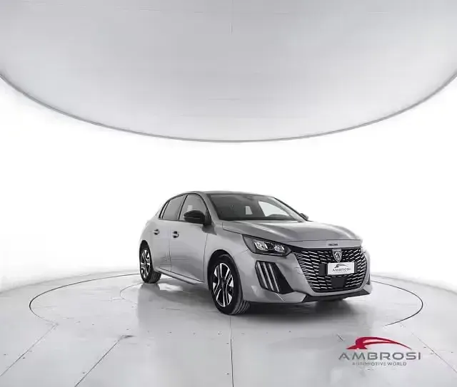 Usata Peugeot 208 Allure 101 CV (74 kW) 2025 Grigio Utilitaria