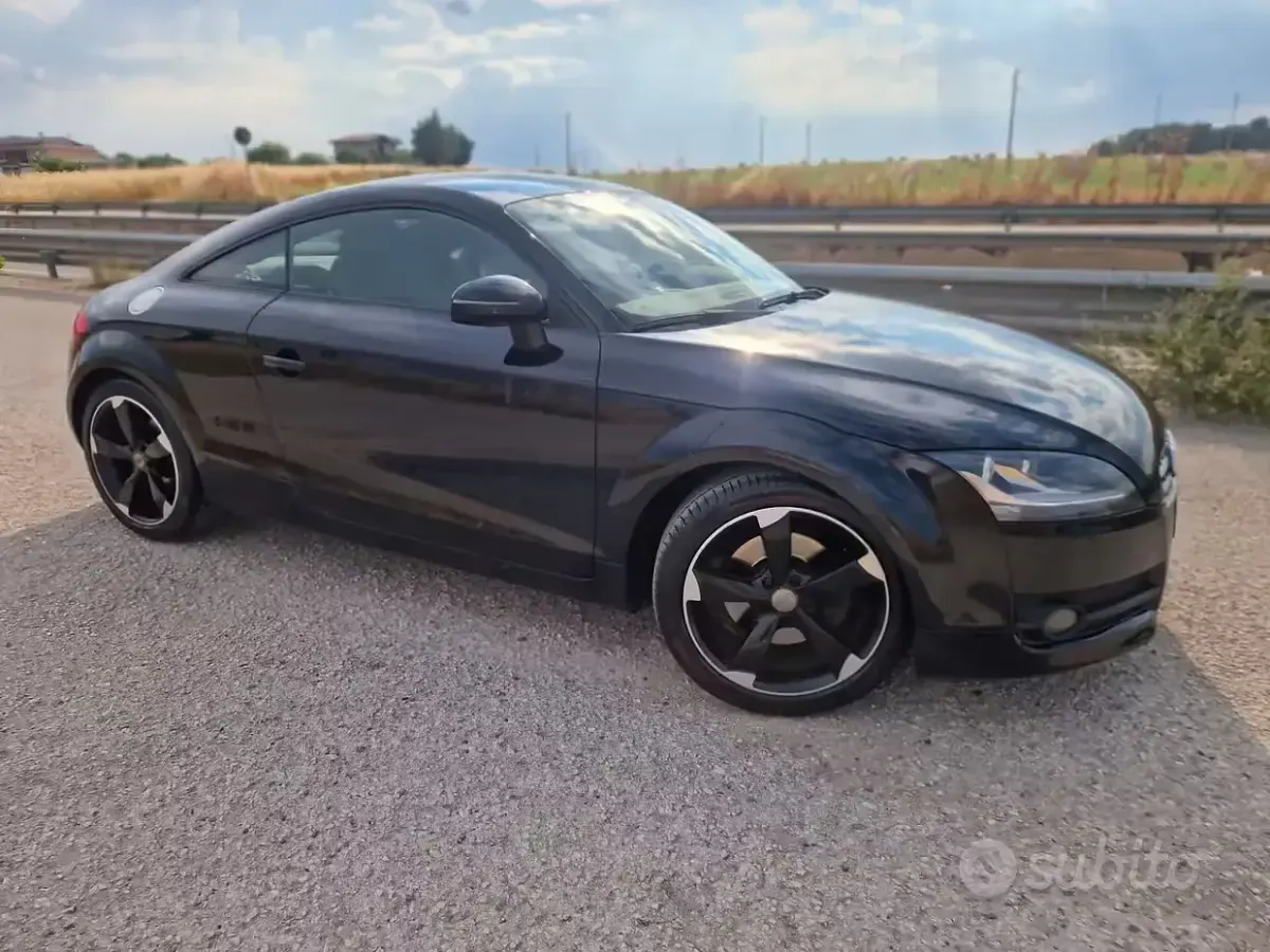 Usata Audi TT Ambiente 200 CV (147 kW) 2007 Nero Coupé