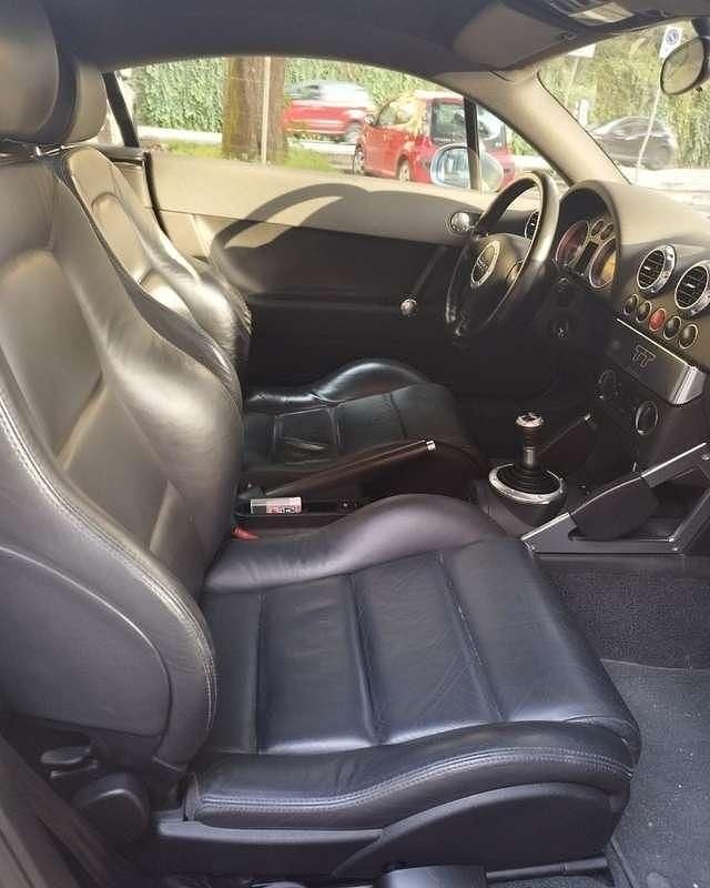 Usata Audi TT Ambiente 180 CV (132 kW) 2003 Coupé