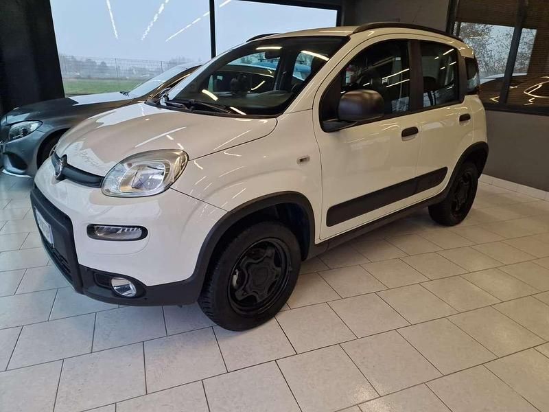 Usata Fiat Panda 4x4 S 86 CV (63 kW) 2018 Other Utilitaria