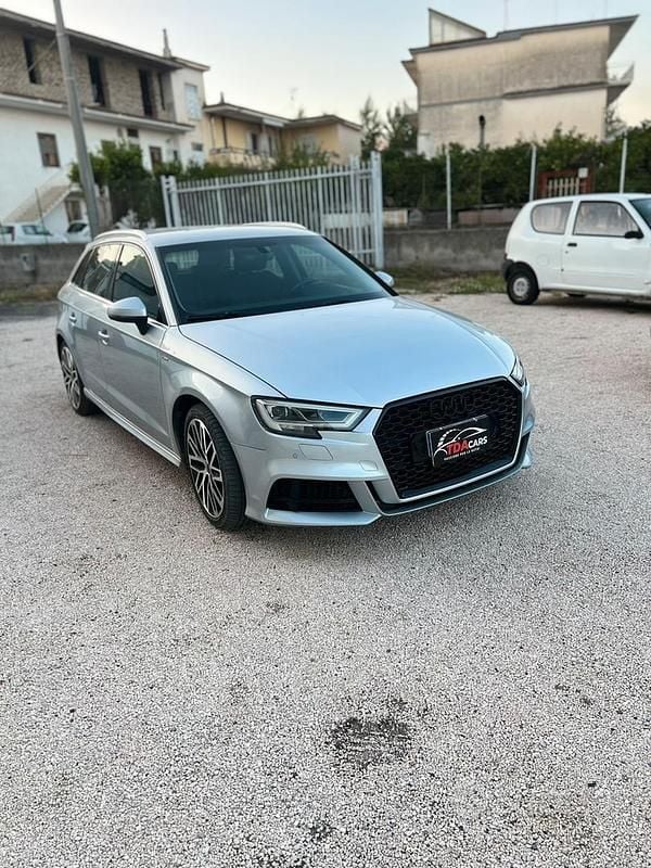 Brugt Audi A3 S-Line 105 HK (77 kW) 2019 Grå Sedan