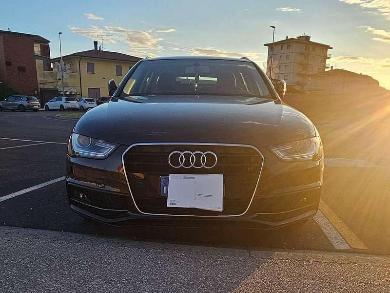 Grigio Usata 2016 Audi A4 Business Station wagon | 13.600 € (Super prezzo) - Immagine 1/4