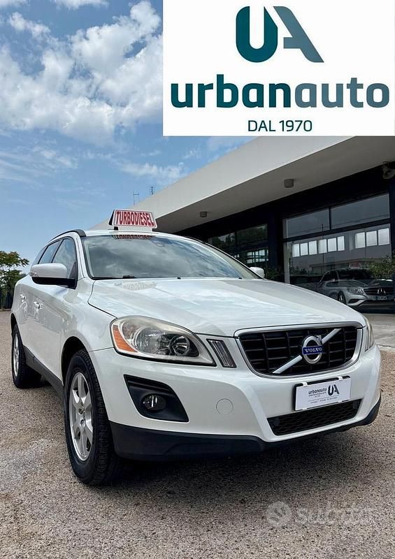 Usata Volvo XC60 Drive Kinetic 175 CV (128 kW) 2009 Bianco SUV