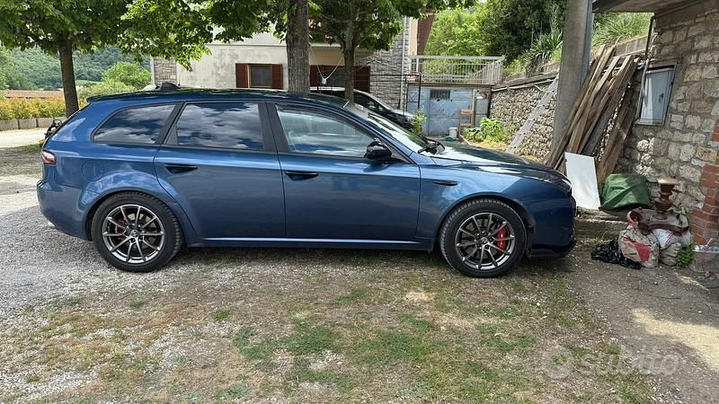 Usata Alfa Romeo 159 260 CV (191 kW) 2006 Blu Station wagon