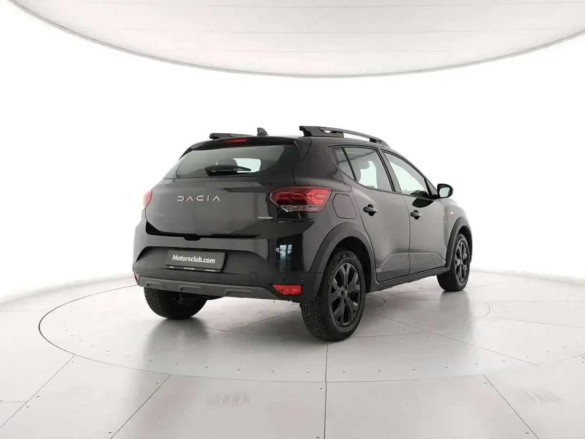 Usata Dacia Sandero Expression 91 CV (66 kW) 2024 Nero Berlina