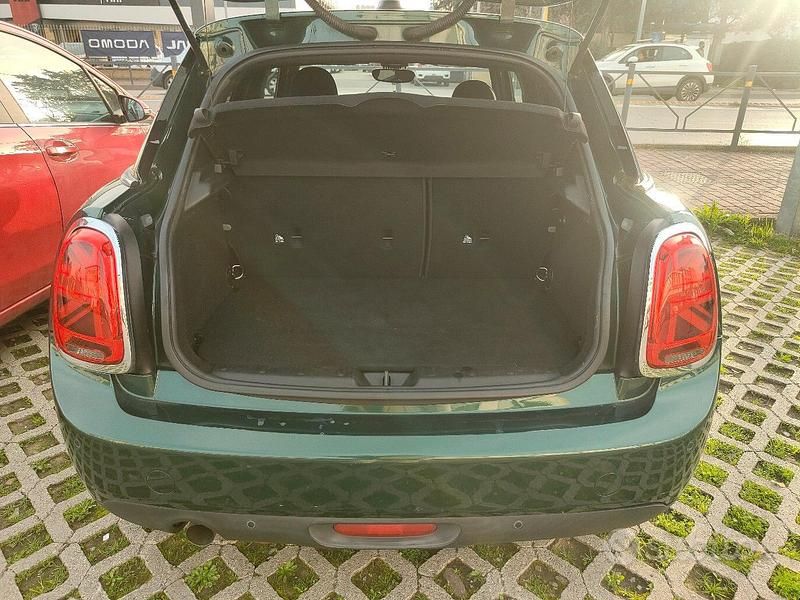 Usata Mini ONE 75 CV (55 kW) 2018 Verde Utilitaria