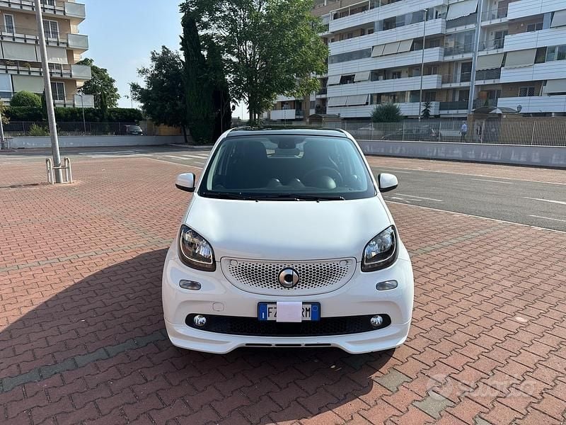 Usata Smart ForFour Superpassion 71 CV (52 kW) 2019 Bianco Utilitaria