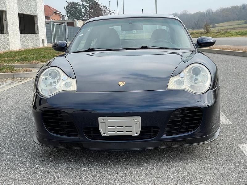 Usata Porsche 911 Carrera 320 CV (235 kW) 2003 Blu Coupé