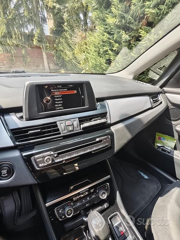 Usata BMW 218 150 CV (110 kW) 2015 Nero Monovolume