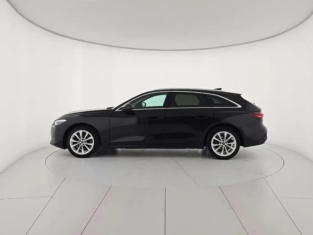 Usata Audi A5 Advanced 150 CV (110 kW) 2025 Nero Station wagon