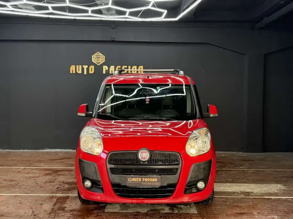 Usata Fiat Doblò Emotion 95 CV (69 kW) 2010 Other Monovolume