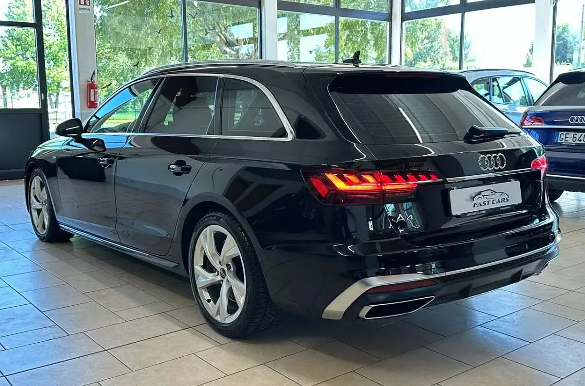 Usata Audi A4 S-Line 204 CV (150 kW) 2023 Nero Station wagon