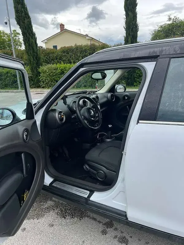 Usata Mini Countryman 111 CV (81 kW) 2012 Bianco SUV