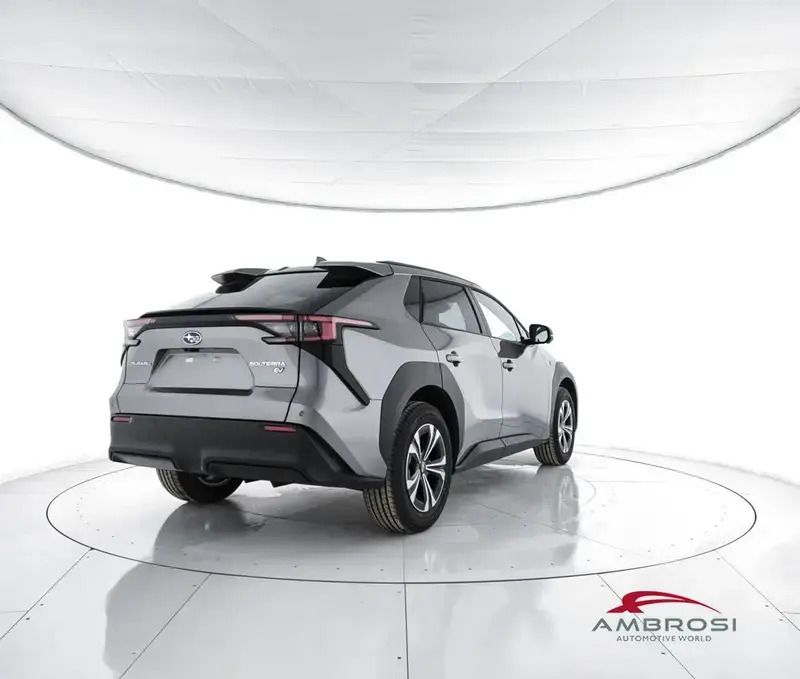 Usata Subaru Solterra 160 kW (218 CV) 2024 Grigio SUV