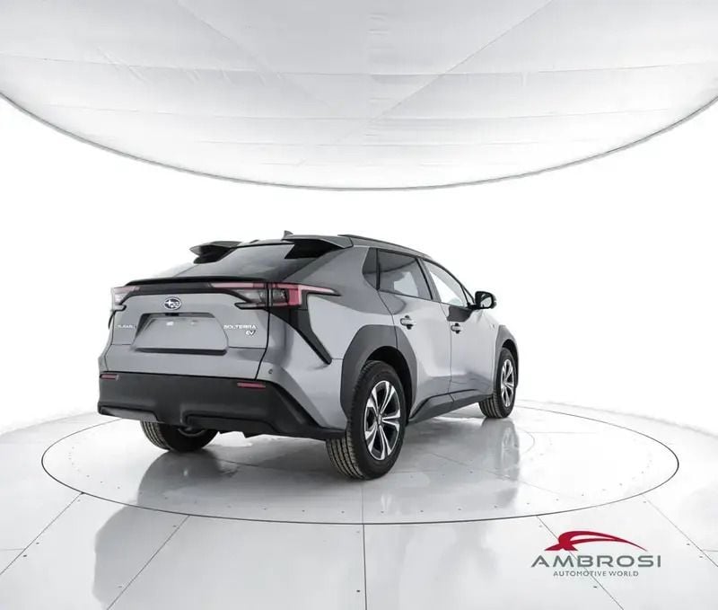 Usata Subaru Solterra 160 kW (218 CV) 2024 Grigio SUV