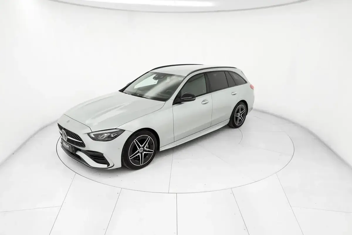 Usata Mercedes 220 200 CV (147 kW) 2022 Grigio Station wagon