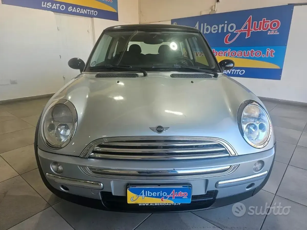 Usata Mini One D 75 CV (55 kW) 2004 Grigio Utilitaria