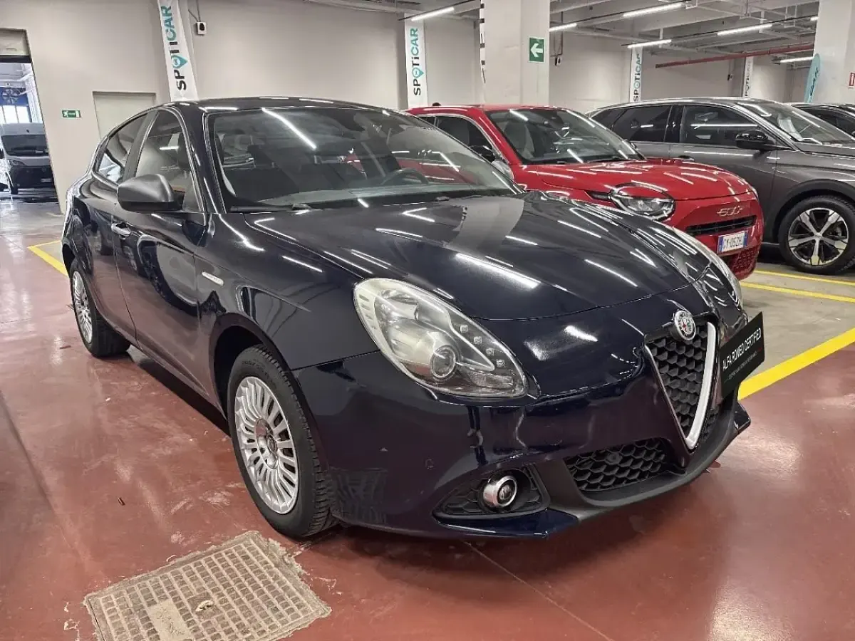 Usata Alfa Romeo Giulietta 120 CV (88 kW) 2018 Blu Utilitaria