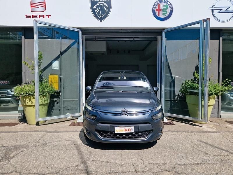 Grigio Usata 2014 Citroën C4 Picasso Exclusive Monovolume | 7500 € (Buon prezzo) - Immagine 1/4