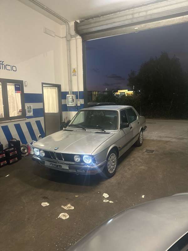 Usato 1985 BMW 320 2.0 Benzin 125 CV (5.200 €)