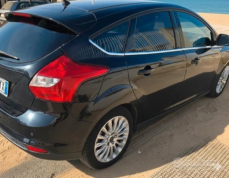 Usata Ford Focus Titanium 115 CV (84 kW) 2011 Berlina