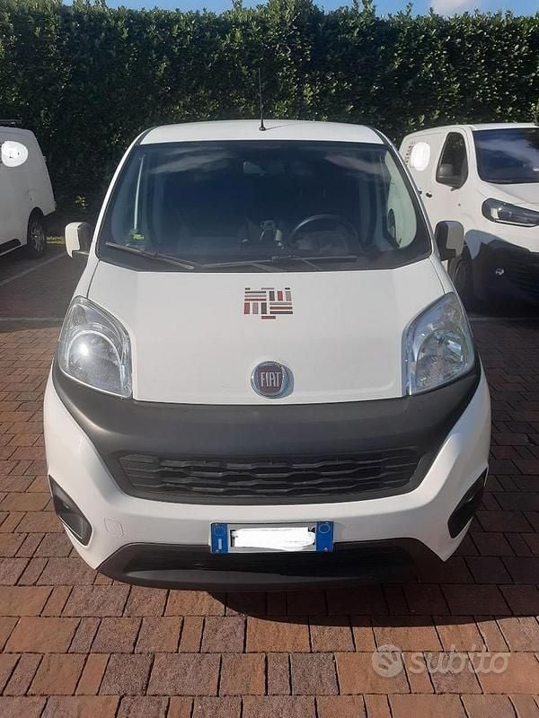 Usata Fiat Qubo Easy 80 CV (58 kW) 2017 Bianco Monovolume