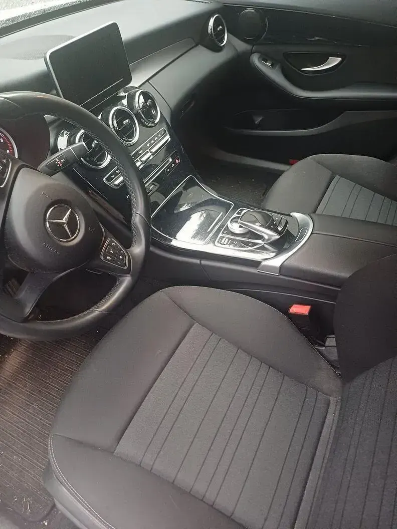 Usata Mercedes 200 Business 135 CV (99 kW) 2017 Bianco Station wagon