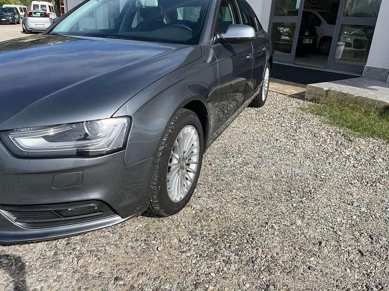 Usata Audi A4 Ambiente 143 CV (105 kW) 2013 Grigio Berlina