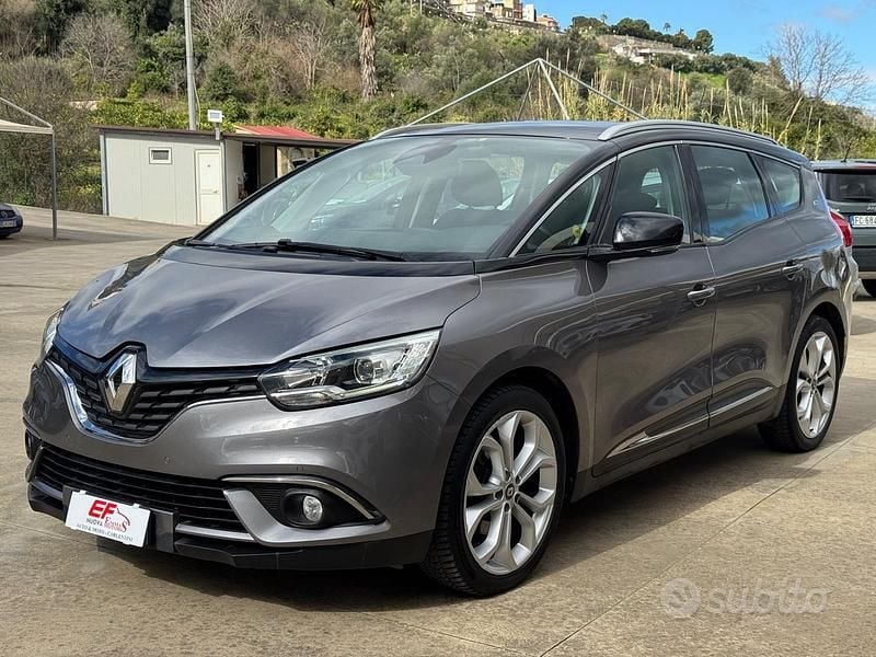Usata Renault Grand Scénic IV 110 CV (80 kW) 2018 Grigio Monovolume