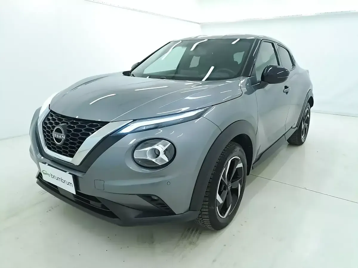 Usata Nissan Juke N-Connecta 114 CV (83 kW) 2023 Grigiogrigio SUV