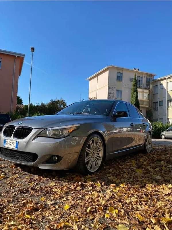 Usata BMW 530 197 CV (144 kW) 2007 Grigio Berlina