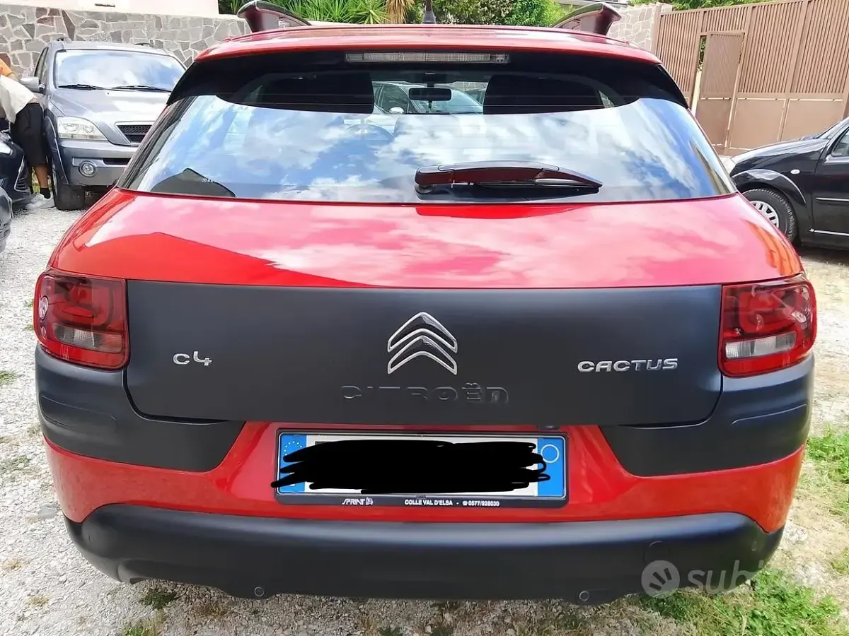 Usata Citroën C4 Cactus 99 CV (72 kW) 2015 Rosso Utilitaria
