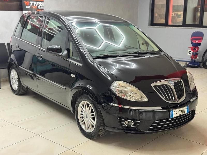 Usata Lancia Musa Gold 95 CV (69 kW) 2011 Nero Monovolume