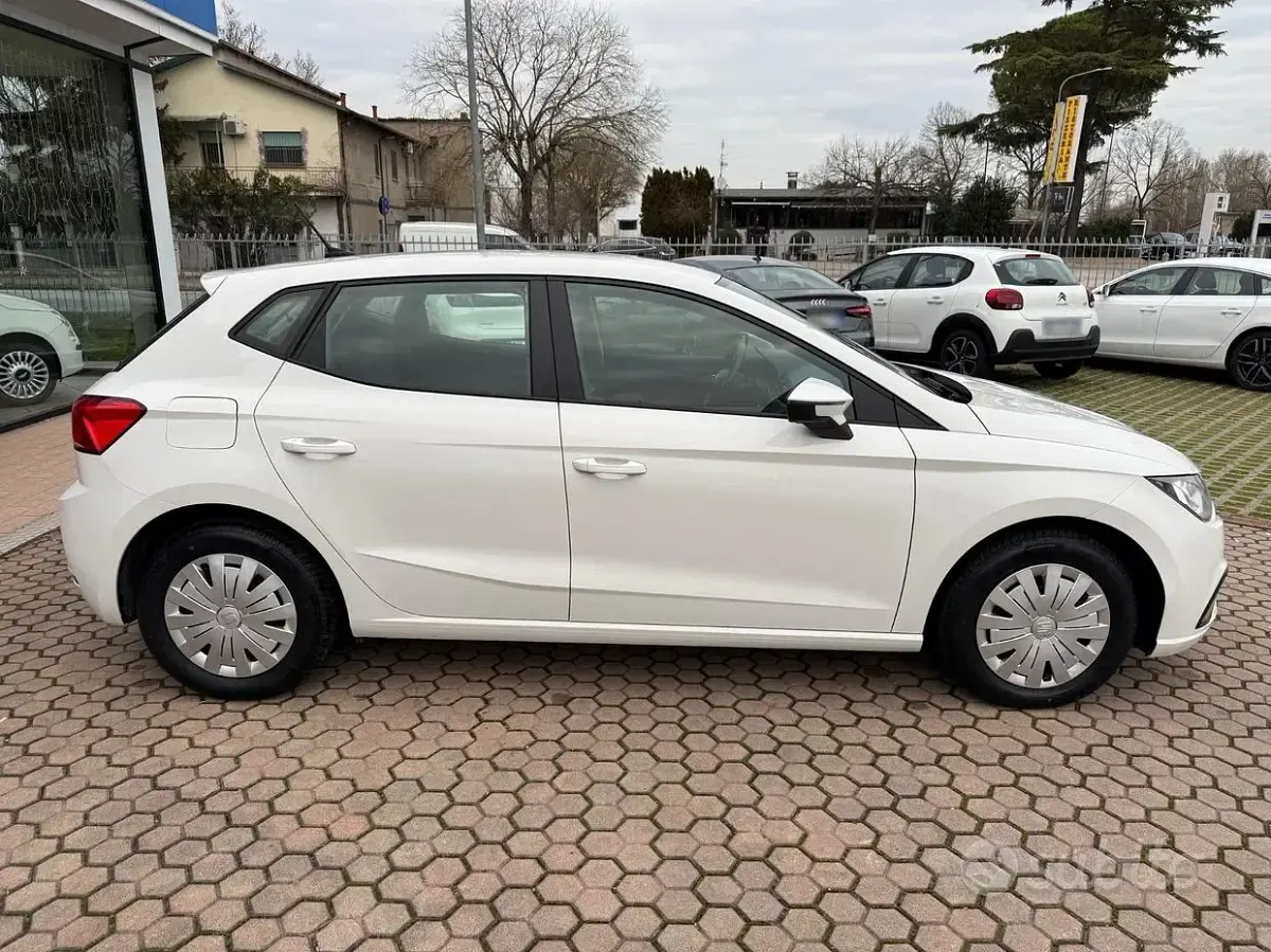 Usata Seat Ibiza Style 90 CV (66 kW) 2020 Bianco Utilitaria