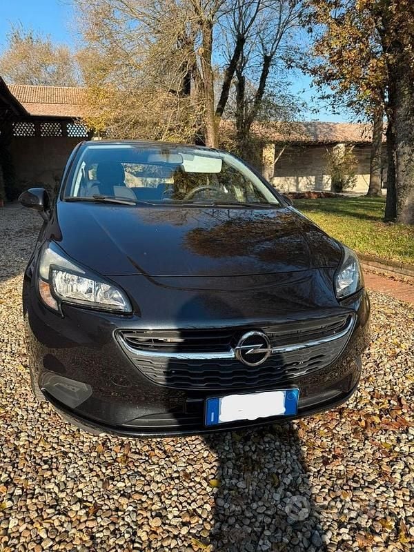 Usata Opel Corsa 90 CV (66 kW) 2017 Nero Utilitaria