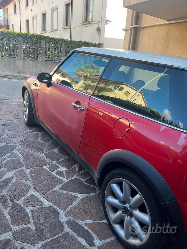 Usata Mini Cooper 2006 Rosso Utilitaria