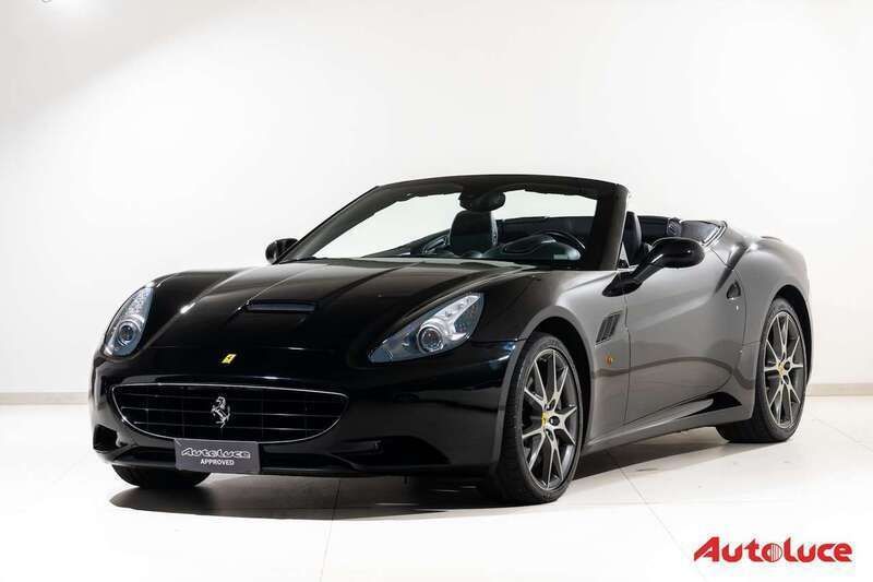 Nero Usata 2009 Ferrari California Cabrio | 125.000 € (Molto cara) - Immagine 1/4
