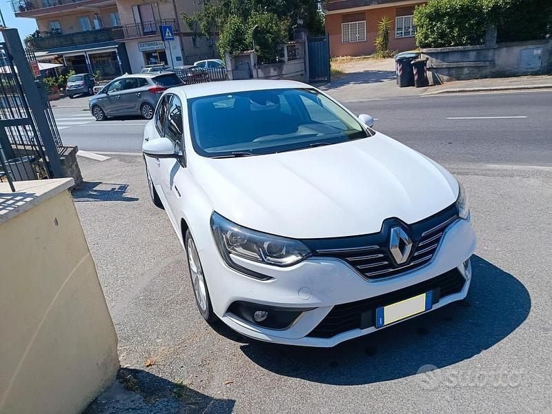 Usata Renault Mégane IV Intens 110 CV (80 kW) 2016 Bianco Berlina