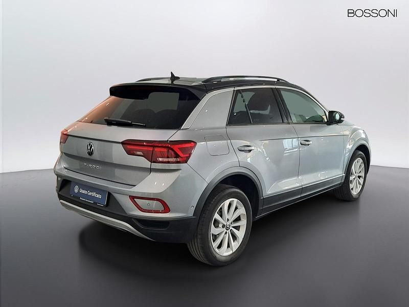 Usata VW T-Roc Life 110 CV (80 kW) 2024 Grigio SUV