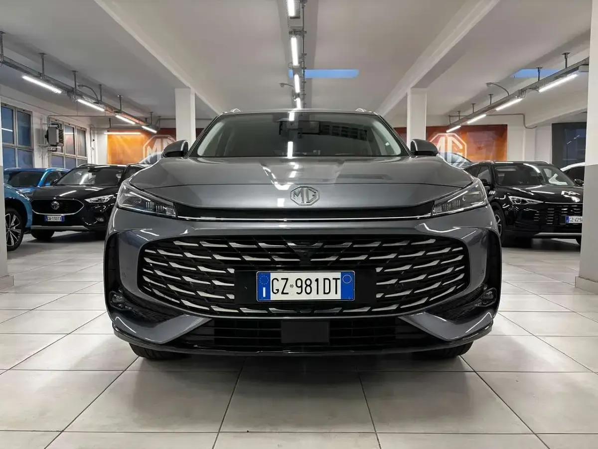 Usata MG HS 170 CV (125 kW) 2025 Grigio SUV