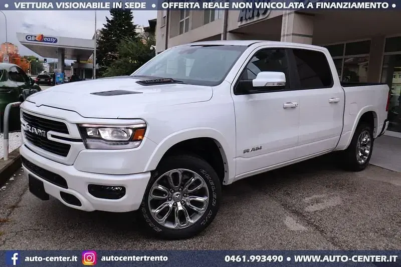 Usata Dodge Ram 260 CV (191 kW) 2022 Bianco Pick-up