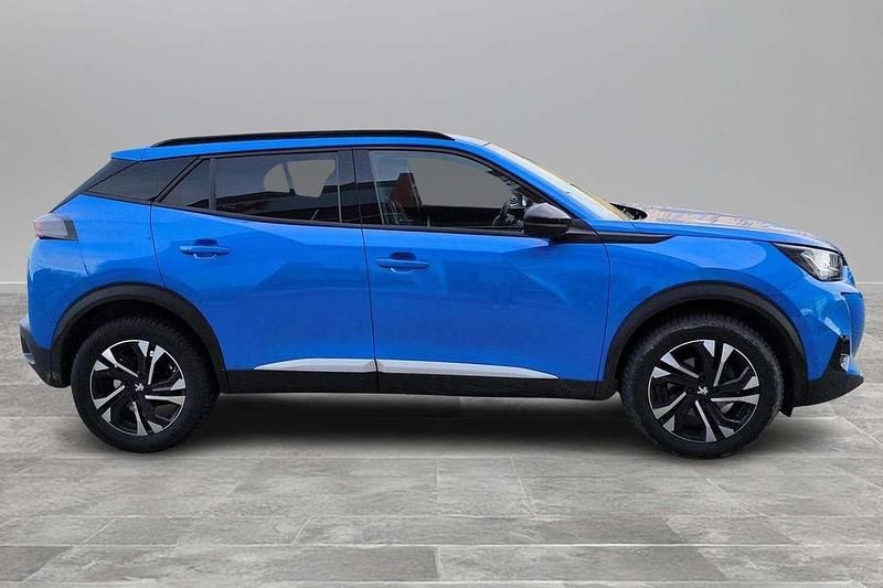 Usata Peugeot 2008 Allure 131 CV (96 kW) 2022 Blu SUV