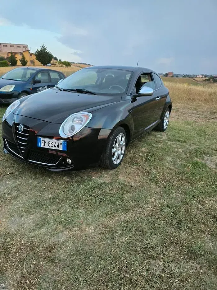 Usata Alfa Romeo MiTo 95 CV (69 kW) 2012 Nero Utilitaria