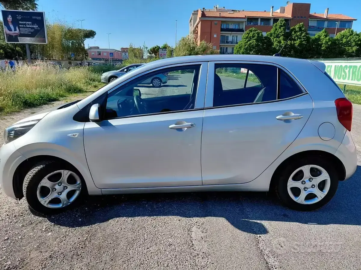 Gebraucht Kia Picanto Active 67 PS (49 kW) 2018 Grau Kleinwagen