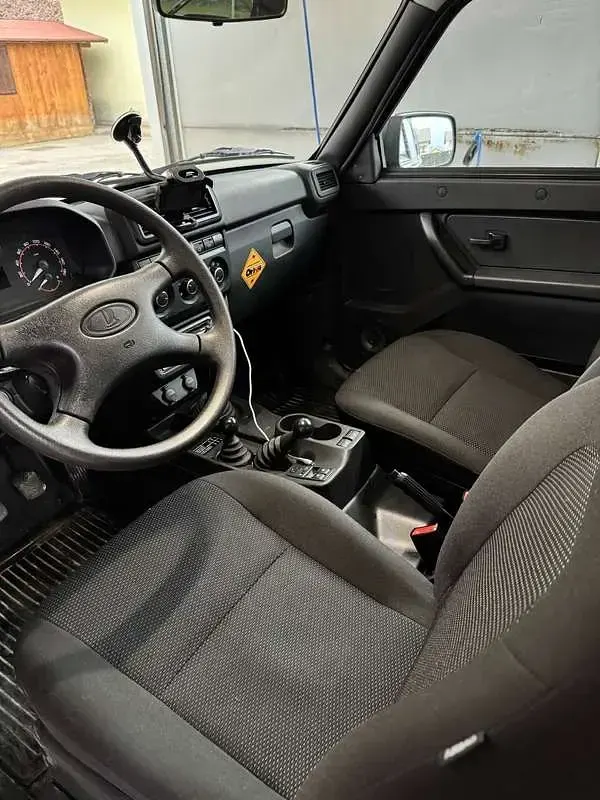 Usata Lada niva 83 CV (61 kW) 2022 SUV