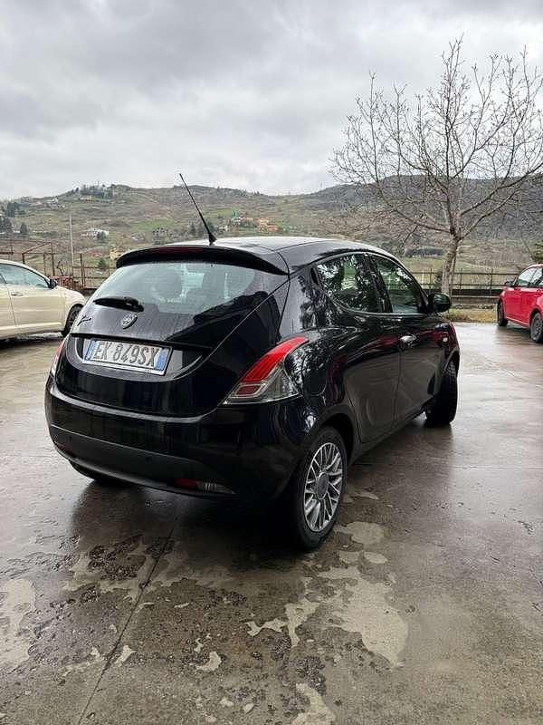 Usata Lancia Ypsilon S 95 CV (69 kW) 2011 Utilitaria