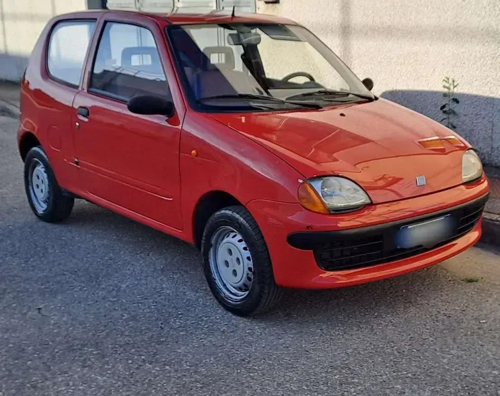 Usata Fiat Seicento Young 39 CV (28 kW) 2000 Utilitaria