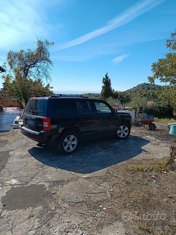 Usata Jeep Patriot 174 CV (127 kW) 2011 Blu SUV