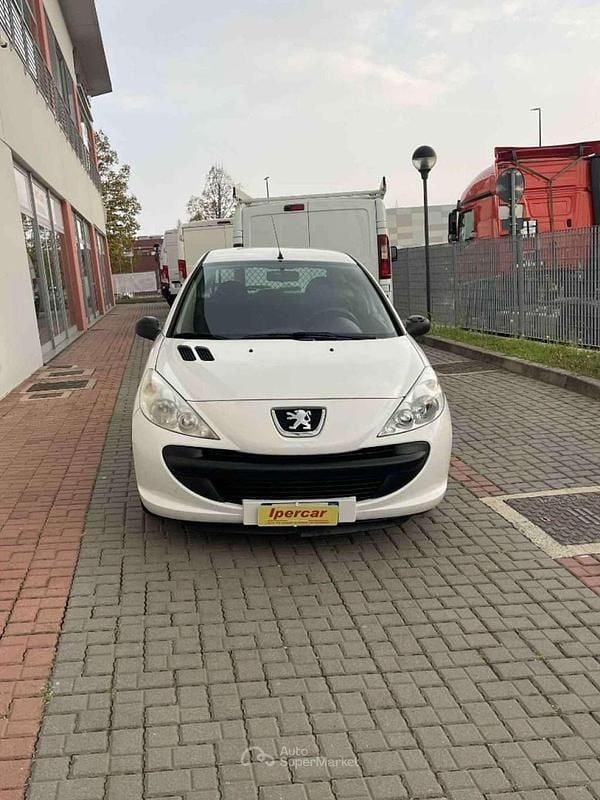Usata Peugeot 206 68 CV (50 kW) 2012 Bianco Furgone