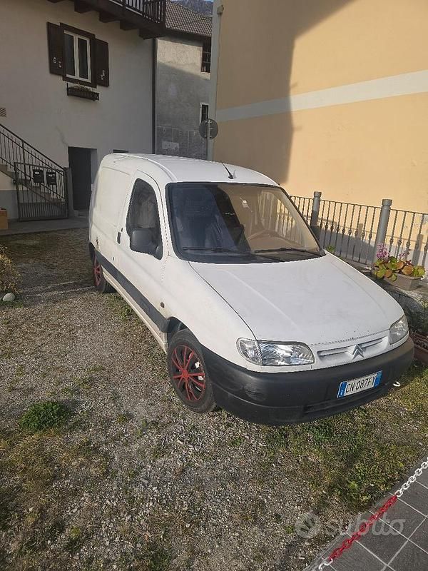 Usata Citroën Berlingo 68 CV (50 kW) 1999 Bianco Monovolume